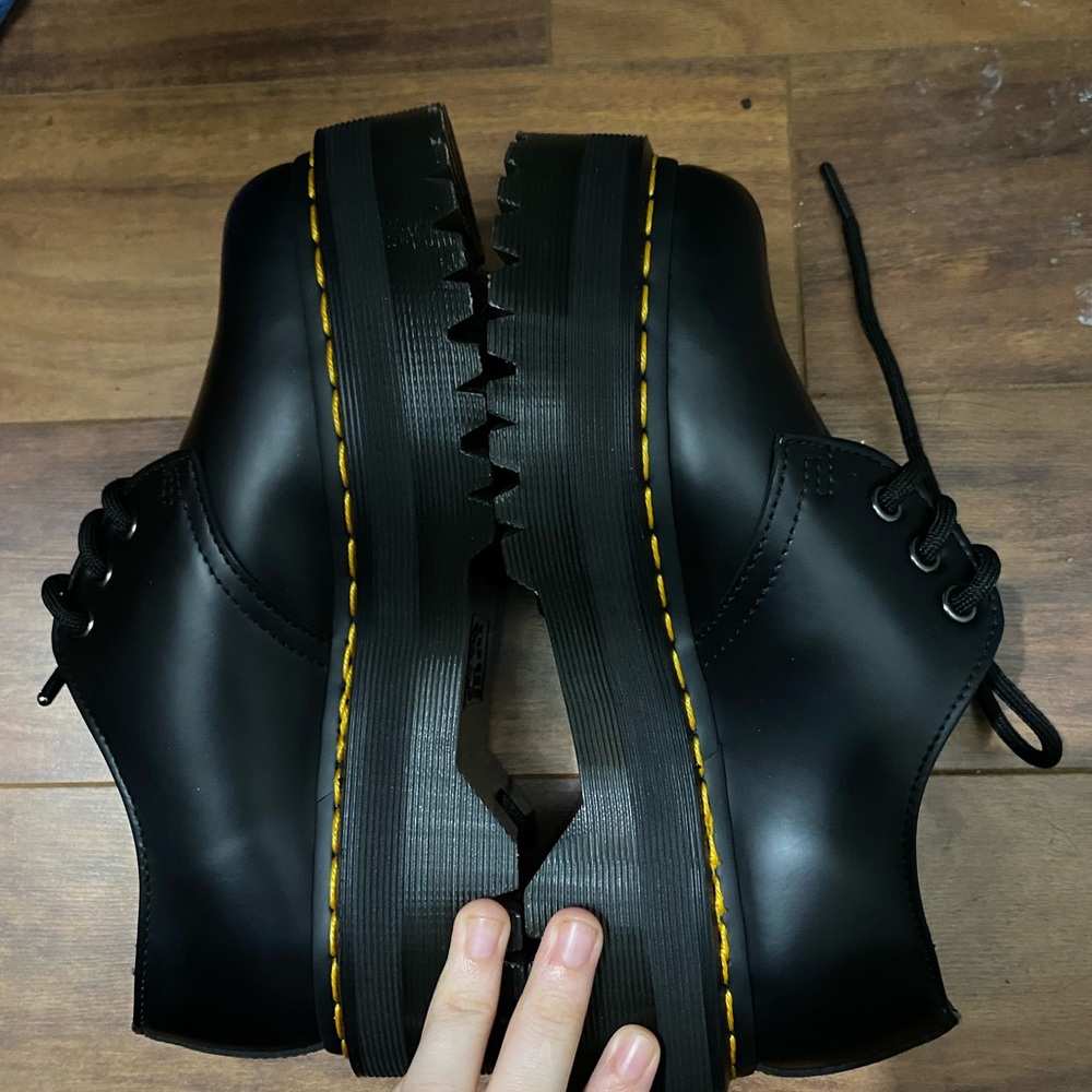Platform quad Dr. Martens